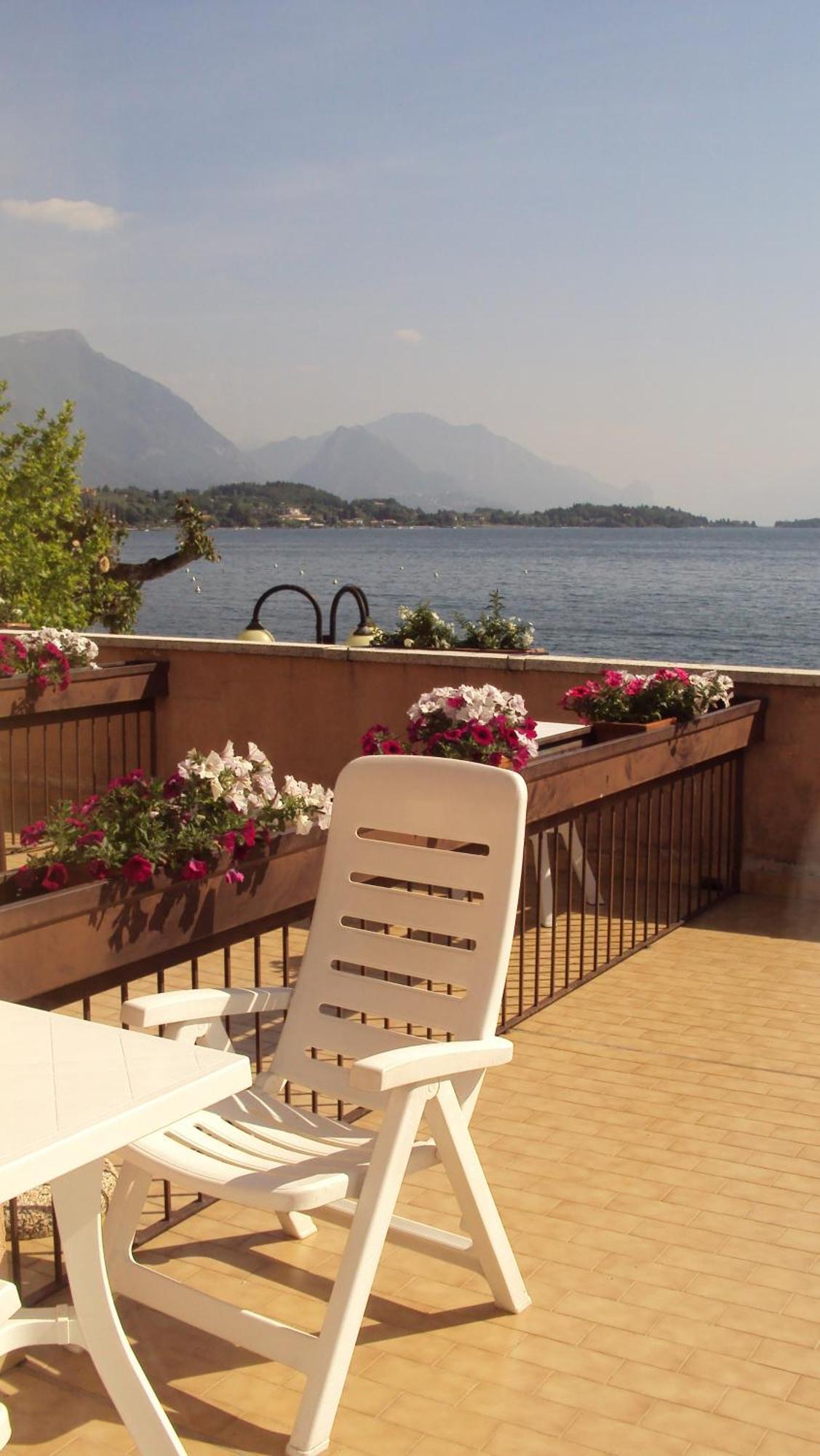 Bellerive Ristorante Albergo Manerba del Garda Exterior foto