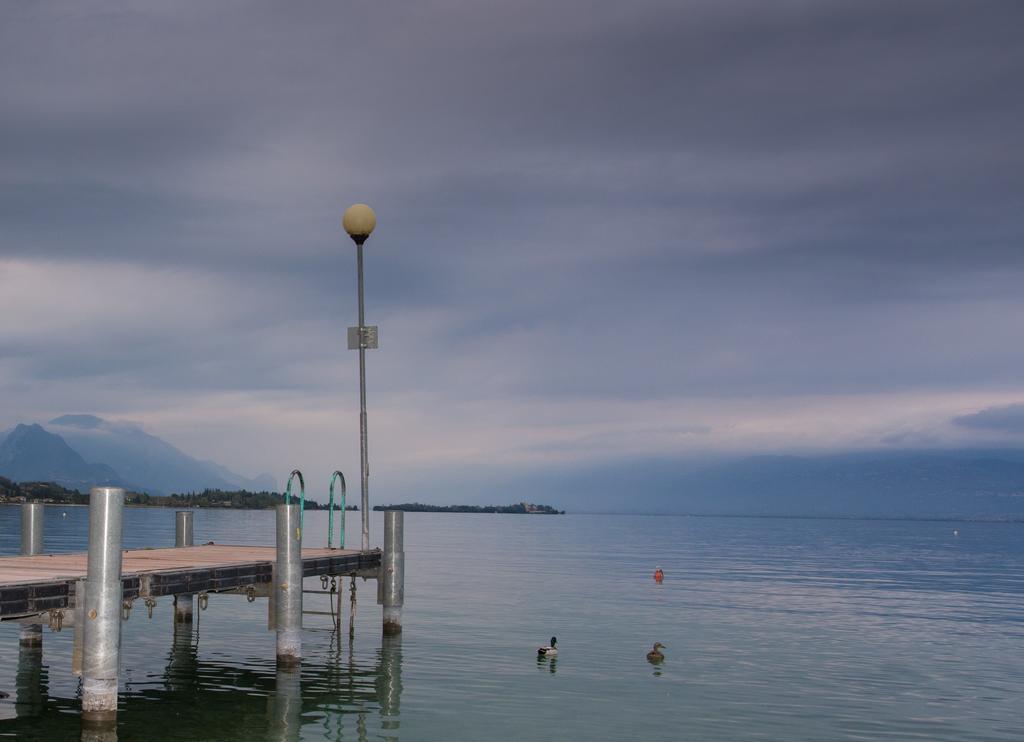 Bellerive Ristorante Albergo Manerba del Garda Exterior foto