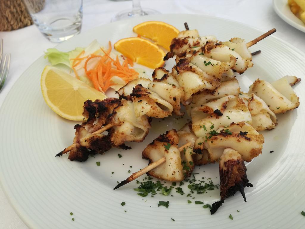 Bellerive Ristorante Albergo Manerba del Garda Exterior foto