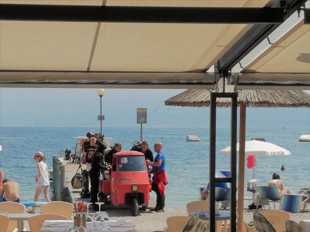 Bellerive Ristorante Albergo Manerba del Garda Exterior foto