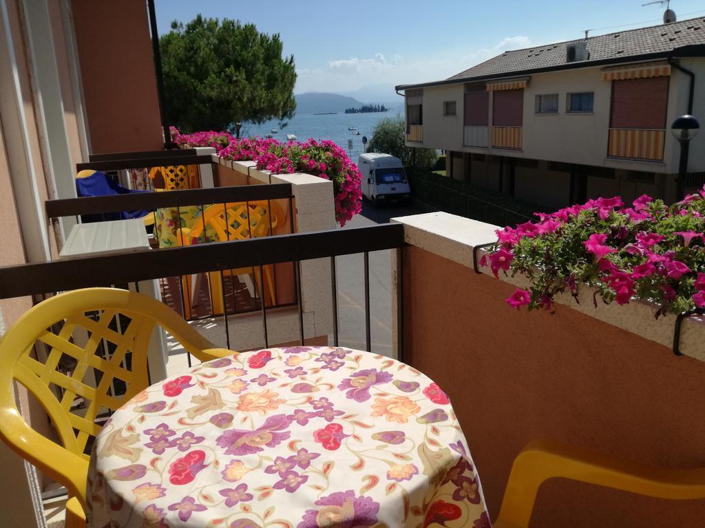 Bellerive Ristorante Albergo Manerba del Garda Exterior foto
