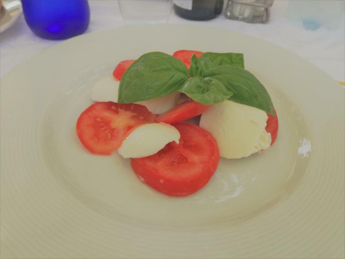 Bellerive Ristorante Albergo Manerba del Garda Exterior foto